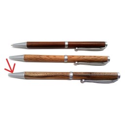 Bolígrafo a mano madera de Retama maestro artesano tornero de Almería