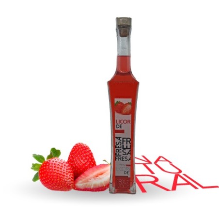 Licor Artesanal de Fresa macerado en frío Almería natural sin aditivos